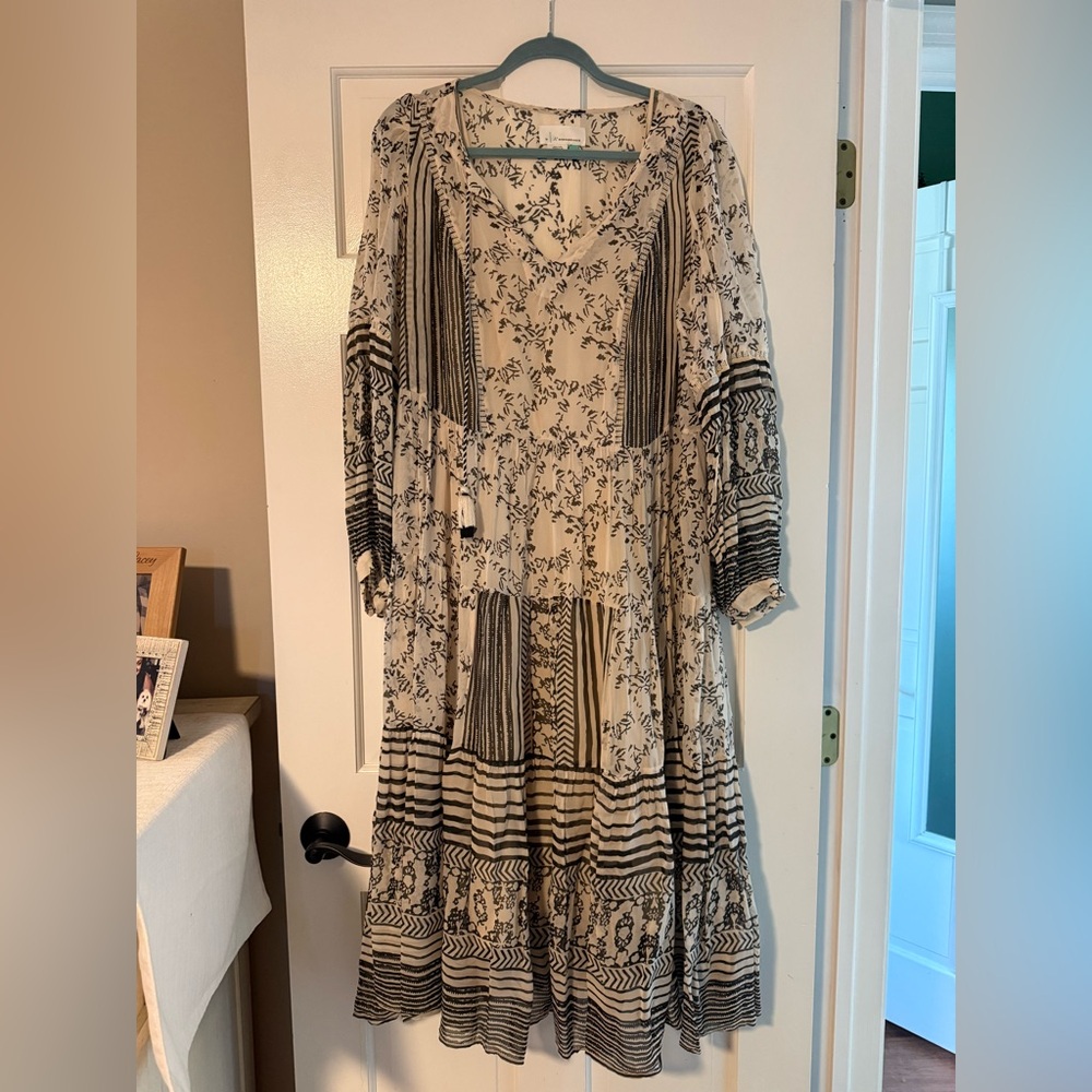 Anthropologie Black and Cream Patterned Long Sleeve Dress